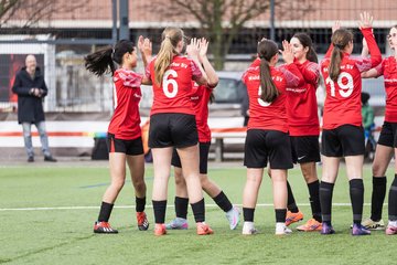 Bild 20 - wBJ FC St. Pauli - Walddoerfer SV : Ergebnis: 3:4